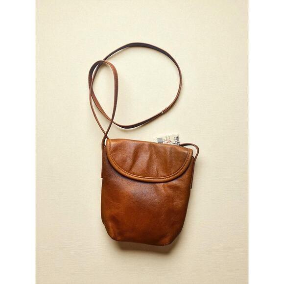 Vintage 90s Wilson’s Leather Crossbody Bag | Tan Brown Soft Leather | Y2K Purse - Picture 4 of 9